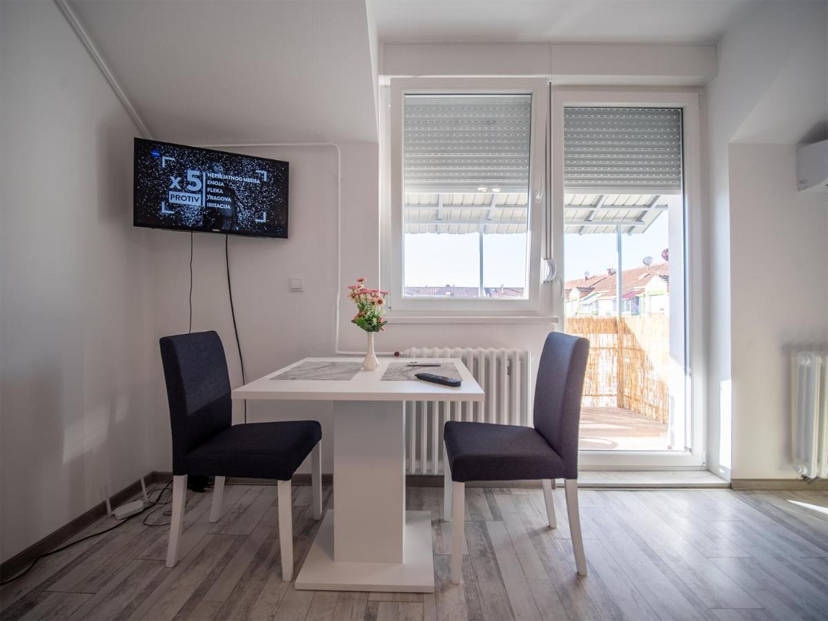 Apartman Sara Apartment Novi Sad Ngoại thất bức ảnh