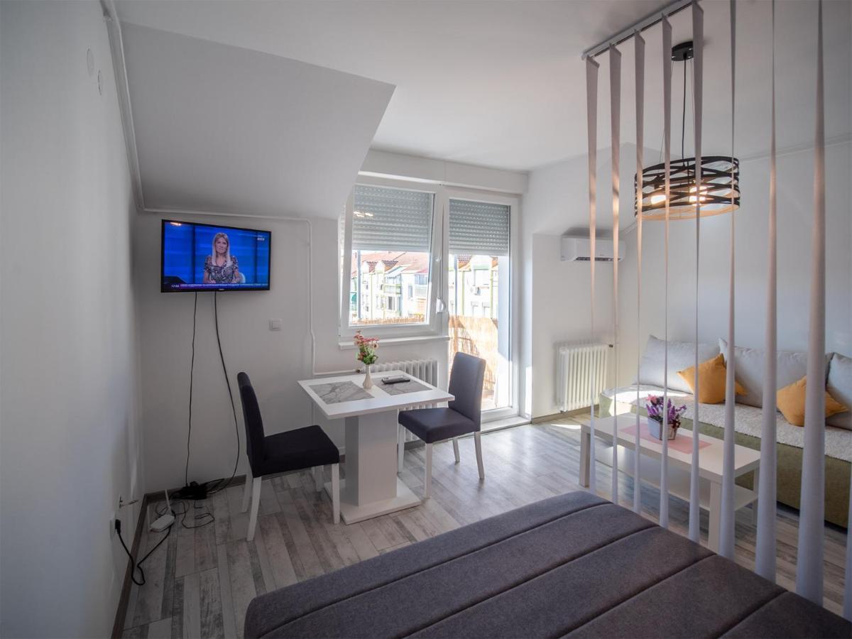 Apartman Sara Apartment Novi Sad Ngoại thất bức ảnh